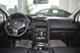 2013款标致3008 1.6THP至尚版