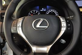 2013款雷克萨斯RX350典雅版