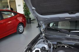 2013款北京现代索纳塔八 2.0L GLS自动领先版