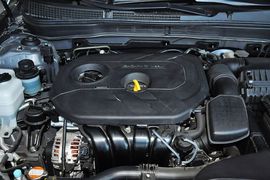 2013款北京现代索纳塔八 2.0L GLS自动领先版