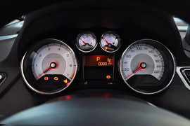 2013款标致308 1.6L自动风尚型（陈坤出色版）