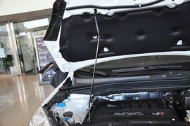 2013款哈弗H6 1.5T两驱手动升级版尊贵型