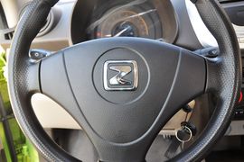 2013款众泰Z100 1.0L舒适型