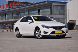 2013款丰田锐志2.5S菁锐版