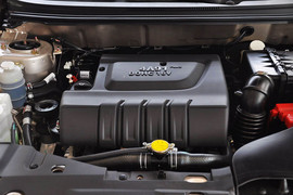 2013款东南V6菱仕1.5L手动旗舰版