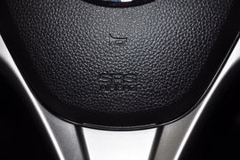 2013款东南V6菱仕1.5L手动旗舰版