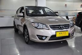 2013款东南V6菱仕1.5L手动旗舰版