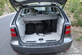 2009款奔驰B200时尚型试驾