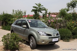 2009款雷诺科雷傲试驾