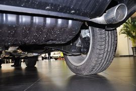 2014款Jeep指南者2.0L两驱豪华版