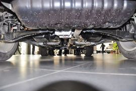 2014款Jeep指南者2.0L两驱豪华版