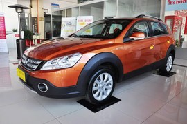 2013款东风风神H30 CROSS 1.5L自动尊尚型