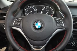 2013款宝马X1 sDrive20i运动设计套装