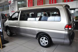 2014款东风风行菱智M5 Q3 2.0L 7座短轴豪华型