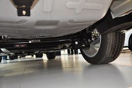 2013款标致408 2.0L手自一体舒适版
