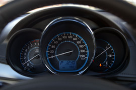 2014款新威驰 1.5L 自动 智尊版 深度测试