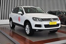 2013款大众途锐3.6L越野增强高配型