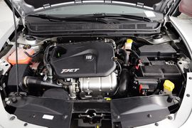 2012款菲亚特菲翔1.4T自动尊享版