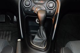 2012款菲亚特菲翔1.4T自动尊享版