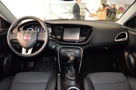 2012款菲亚特菲翔1.4T自动尊享版