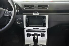 2013款大众迈腾1.8TSI DSG豪华型