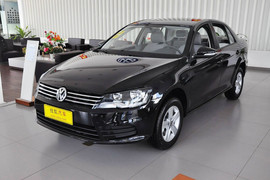 2013款大众宝来1.6L手动时尚型