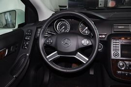 2011款奔驰R300L豪华型