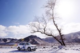 体验宝马X1带来的冬日乐趣