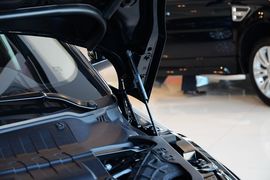 2014款路虎揽胜极光2.0T 5门耀真版