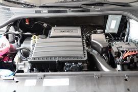 2013款大众捷达1.4L手动时尚型