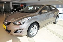 2012款现代朗动1.6L GLX 手自一体领先型