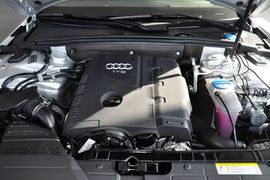 2013款奥迪A4L 40 TFSI quattro运动型