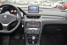 2013款标致308 1.6L自动风尚型