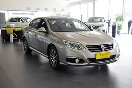 2013款雷诺纬度2.5L豪华版 改款
