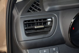2012款起亚K2两厢1.6L AT Premium 纪念版