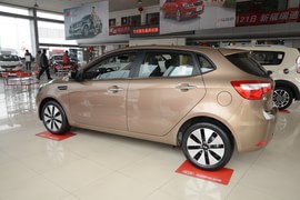 2012款起亚K2两厢1.6L AT Premium 纪念版