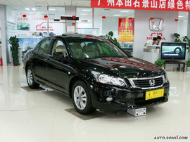 雅阁2.0L EX NAVi版到店实拍