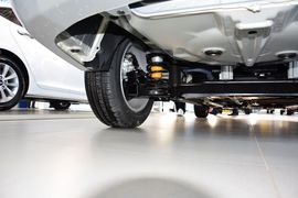 2011款现代悦动1.6 GL AT