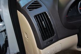 2011款现代悦动1.6 GL AT