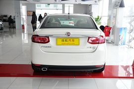 2012款菲亚特菲翔1.4T手动悦享版