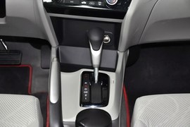2013款本田思域十周年纪念1.8L EXi舒适自动版
