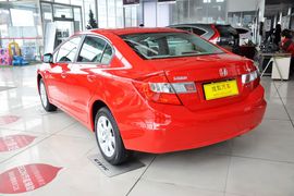 2013款本田思域十周年纪念1.8L EXi舒适自动版