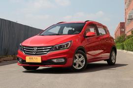 2017款宝骏310 1.5L 手动豪华型