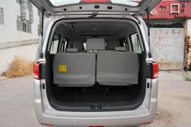 2017款江淮瑞风M4 1.9T 柴油 手动豪华智能型