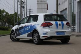2016款大众高尔夫 230TSI 自动豪华型