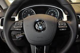 2014款大众途锐3.0TSI新锐版