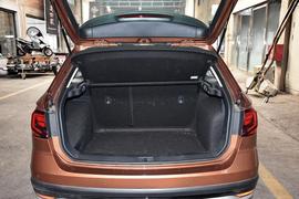 2017款大众蔚领 230TSI 自动豪华型