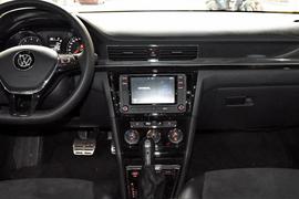 2017款大众蔚领 230TSI 自动豪华型