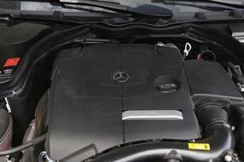 2016款奔驰E200 轿跑车 灵动版