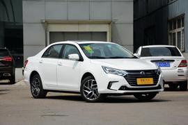 2017款比亚迪 秦100